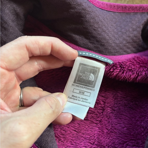 The North Face Magenta Quarter Zip Fleece Sweatshirt Pullover Medium Velour - Picture 3 of 11